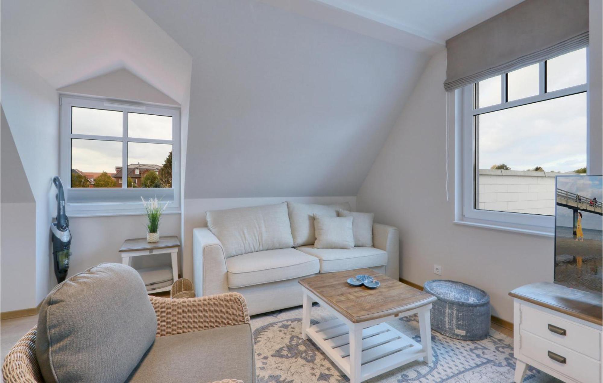 Amazing apartment in Ostseebad Boltenhagen with 1 Bedrooms, Sauna&WiFi Buitenkant foto